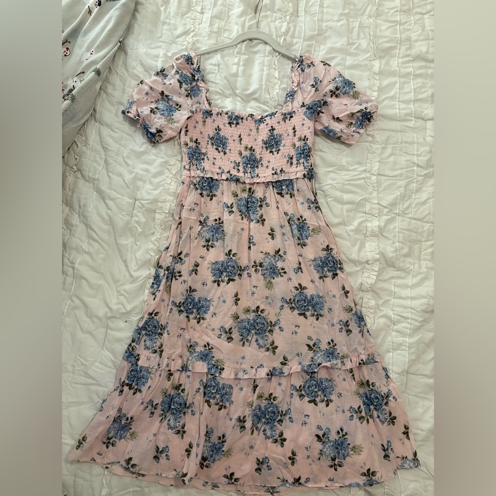 Gal Meets Glam Isabel Forever Floral Smocked Midi Dress
